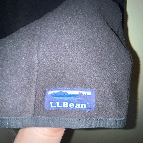 LL Bean Black Quarterzip - Picture 3 of 5